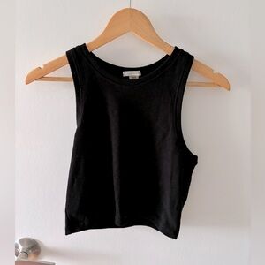 Cropped Black Tank